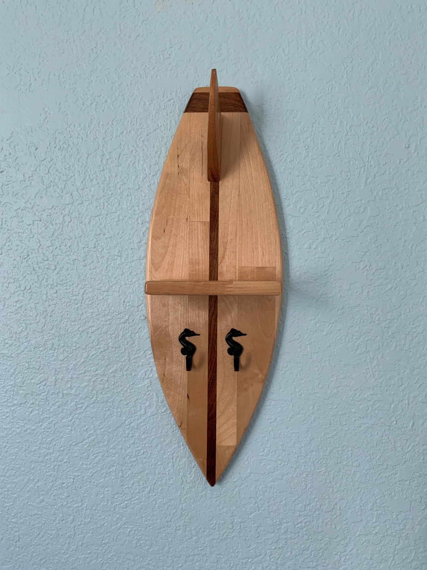 Surfboard shelf